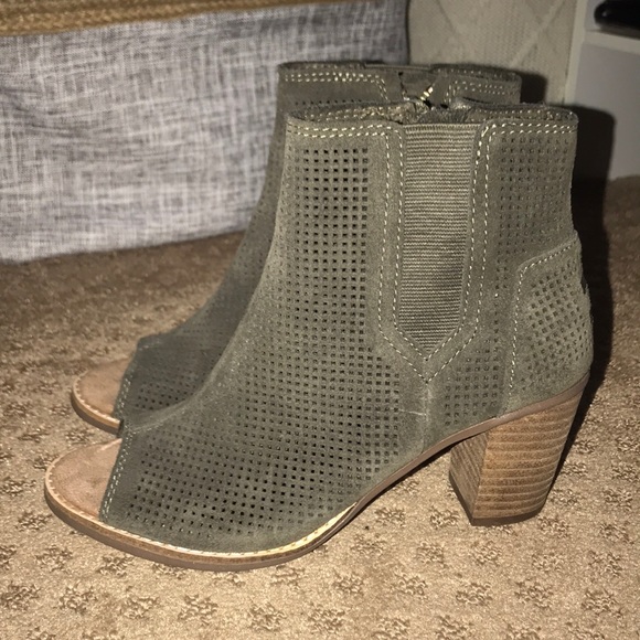 toms green booties